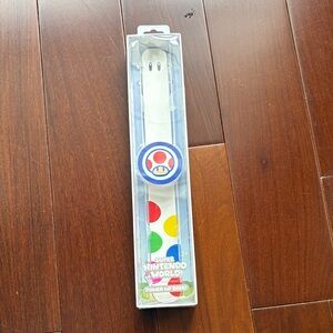 Super Nintendo World Power-Up Band - toad